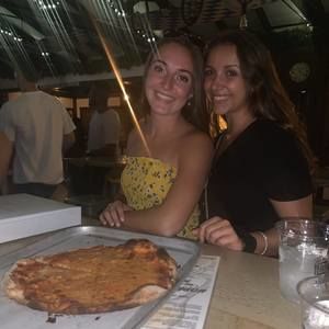 Meet your Posher, Domonique